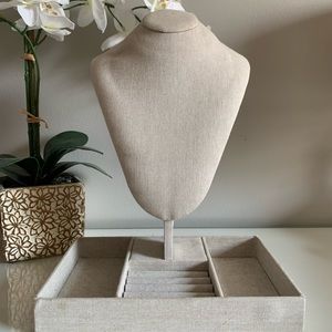 Jewelry Stand